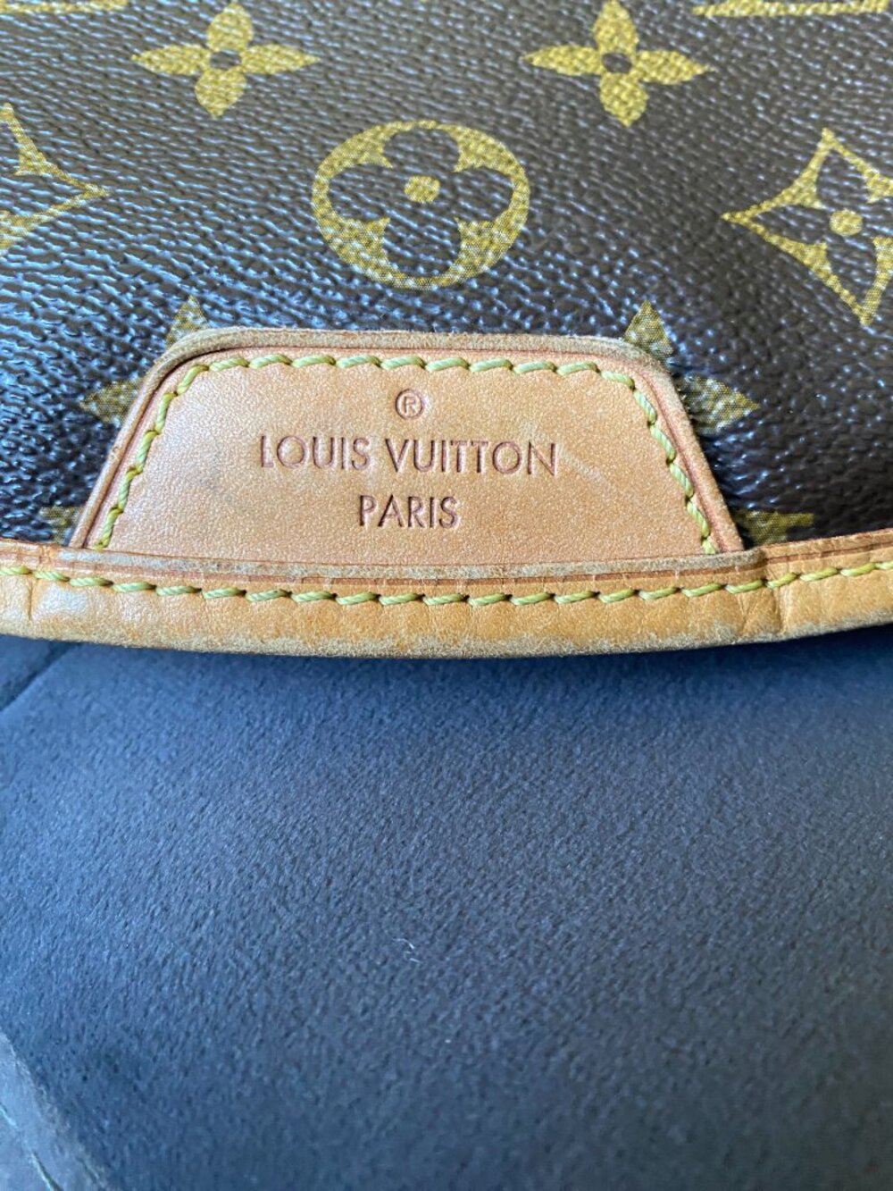 Louis Vuitton Menilmontant MM Shoulder Bag - Picture 8 of 11